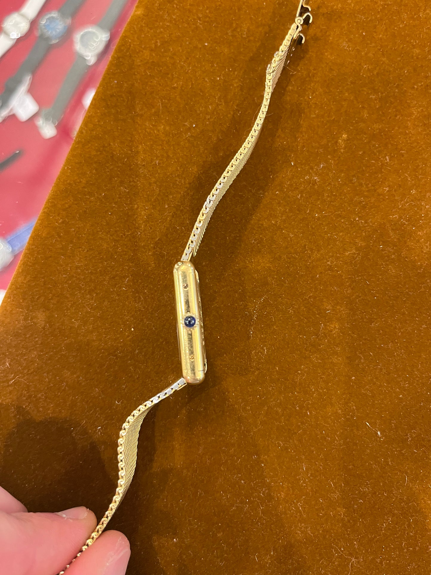 Cartier Tank burdgundy